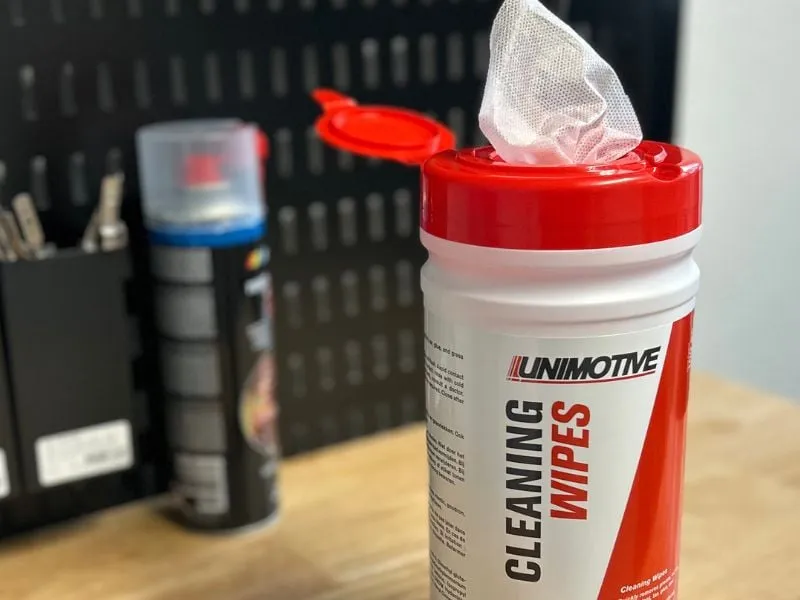 Nieuw: Unimotive Cleaning Wipes.